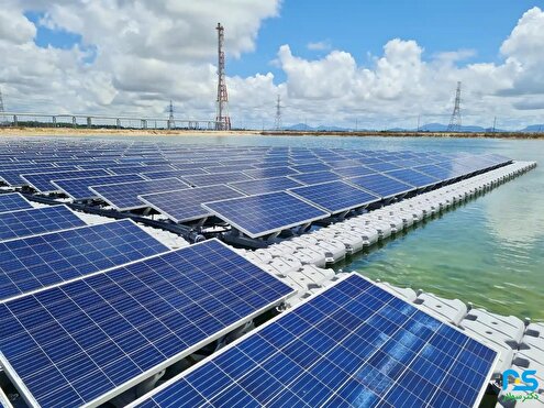 پنل‌های خورشیدی شناور؛ افزایش راندمان با خنک‌سازی طبیعی