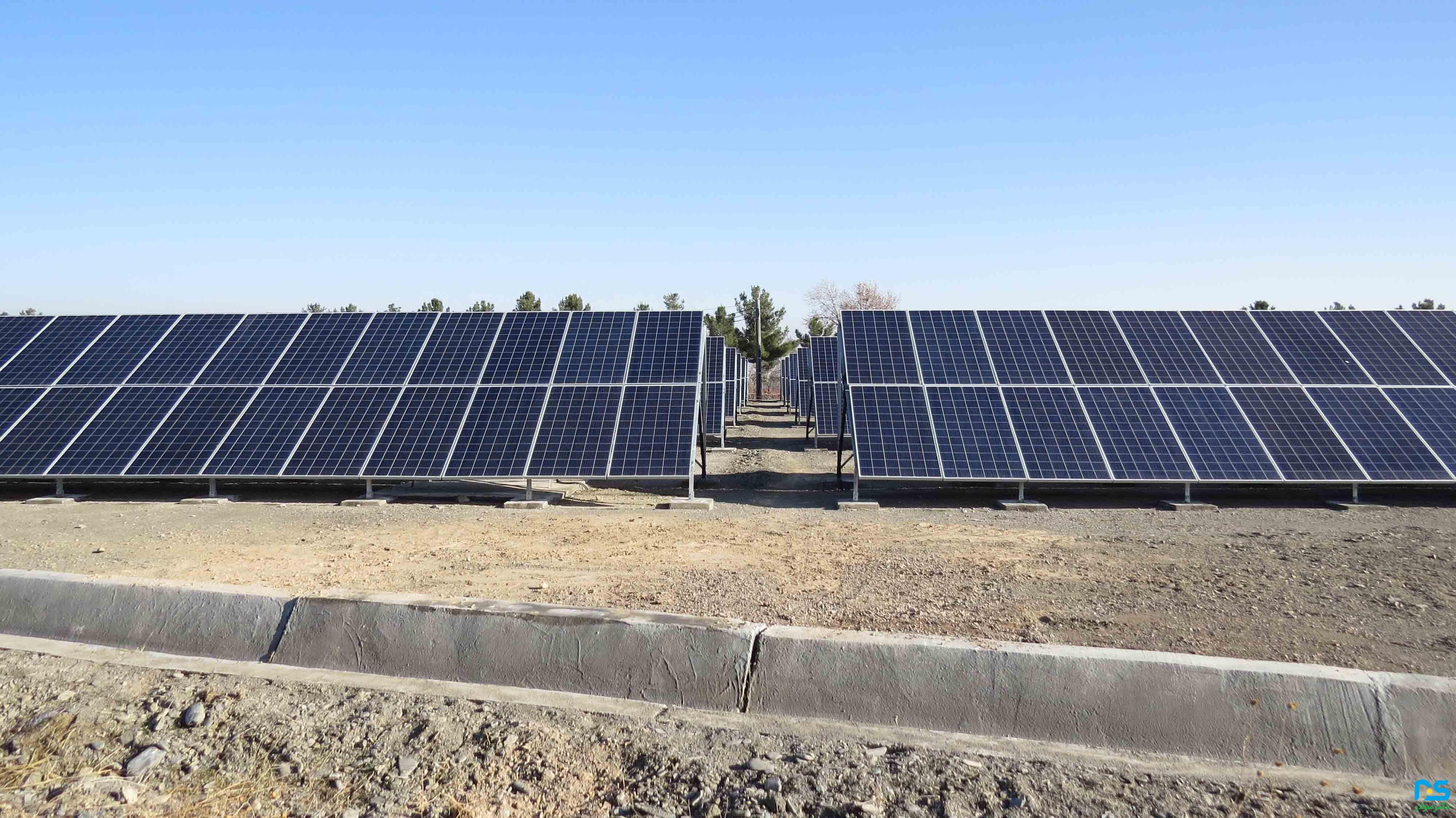 برآورد هزینه احداث نیروگاه خورشیدی ۲۰۰ کیلووات در سال ۱۴۰۴