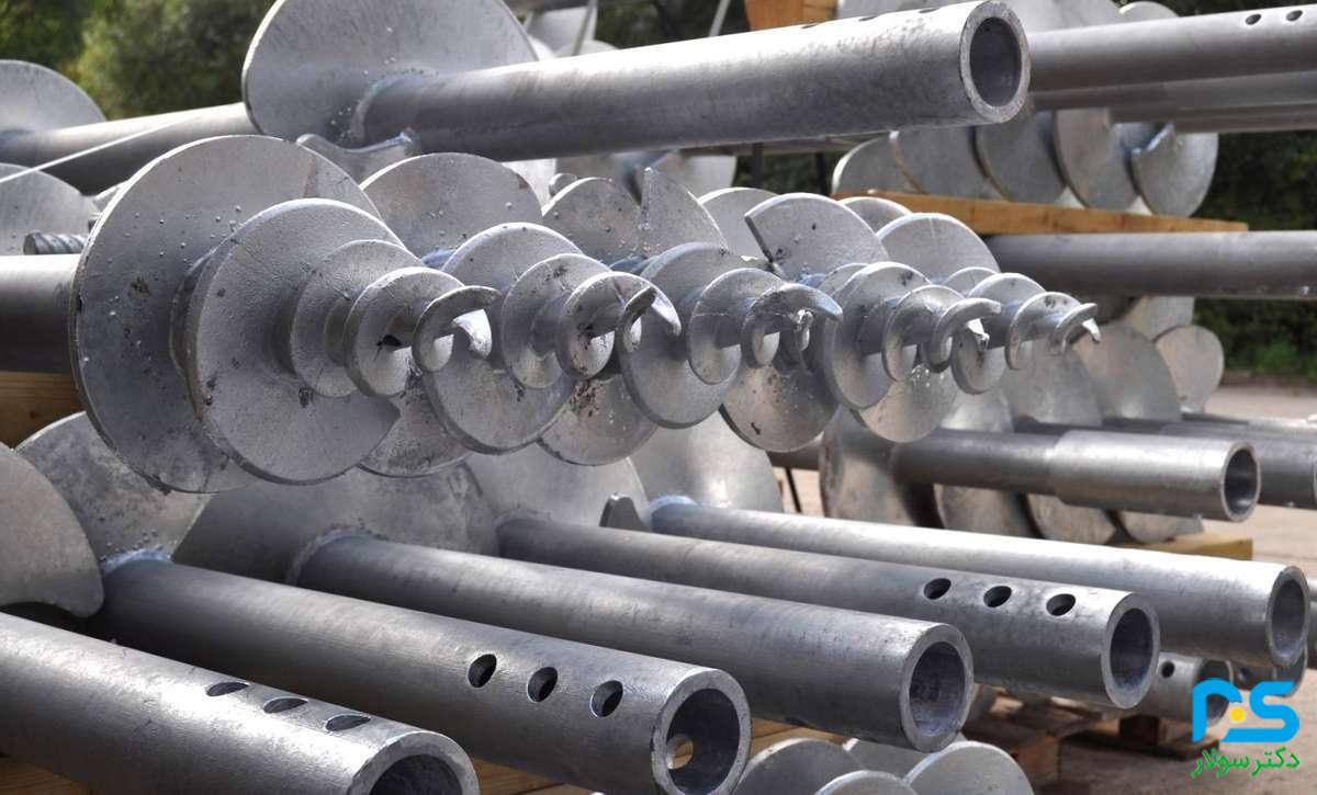 شمع‌های هلیکالی: راهکار نوین برای نصب نیروگاه خورشیدی در زمین‌های سنگلاخی