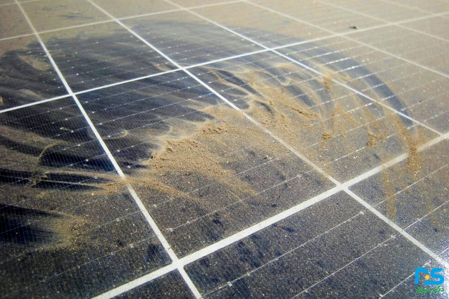 حل چالش گردوغبار: بهینهسازی عملکرد پنلهای خورشیدی در ایران